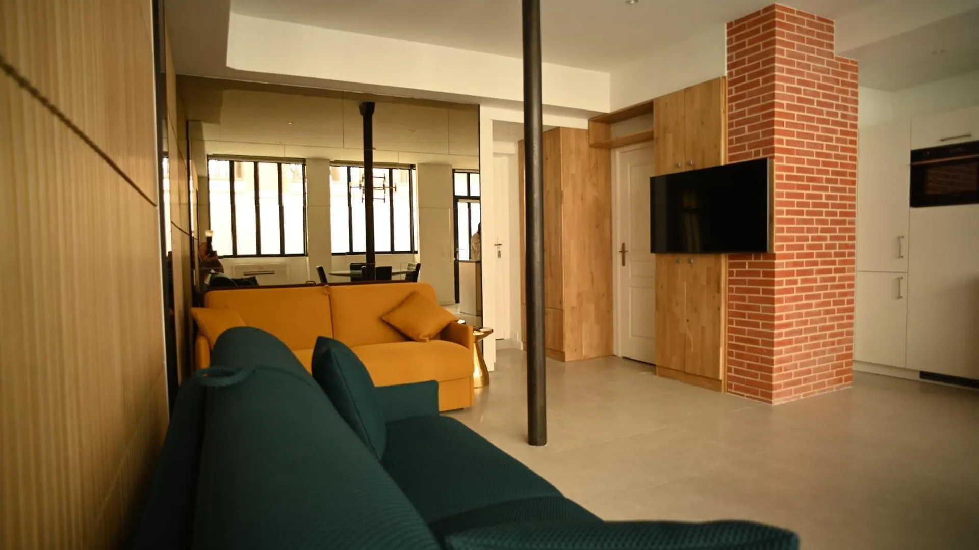 Loft 1 Bedroom Jardin Des Plantes Ac By Lcc Agency